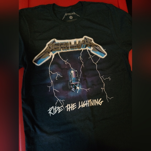 Metallica Ride The Lightning Shirt - Picture 2 of 3